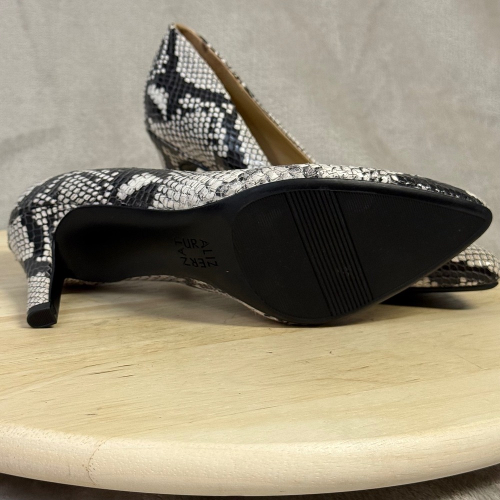 Naturalizer Anna Snakeskin Pointed Toe Pumps Black White Leather Heels Size 6M - Picture 14 of 16
